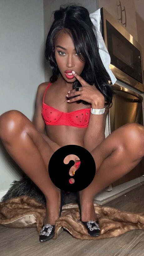 Ts Diana pornstar nudes img