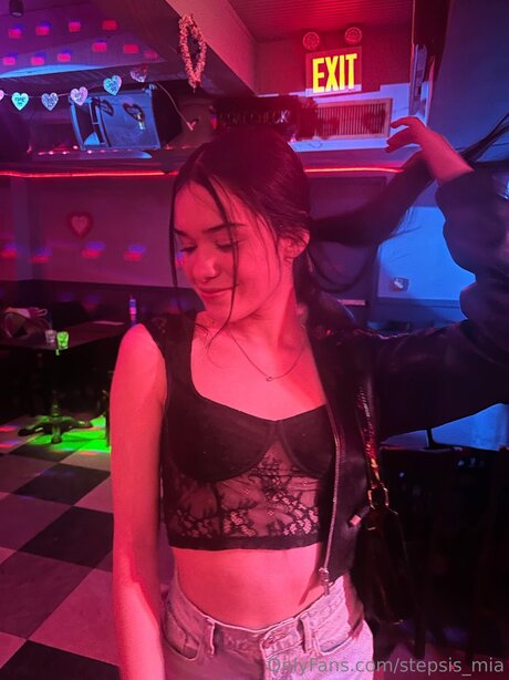 Stepsis Mia adult star gallery