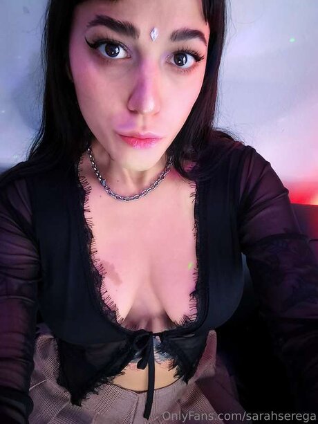 Sarahserega xxx model pic