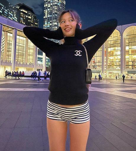 Lilychee star top image