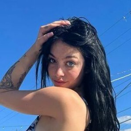 Violet Ray star sexy pics