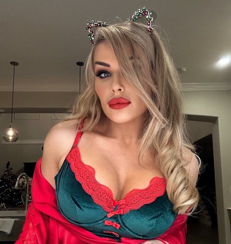 Natalya Neidhart erotic pornstar pic