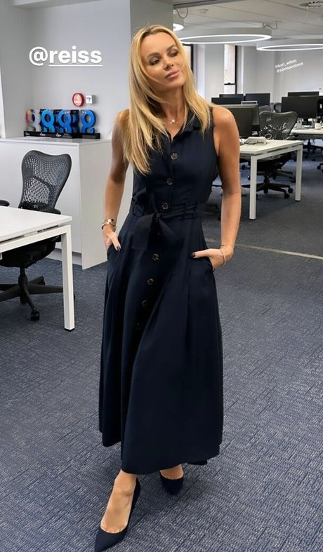 Amanda Holden pornstar hd pictures