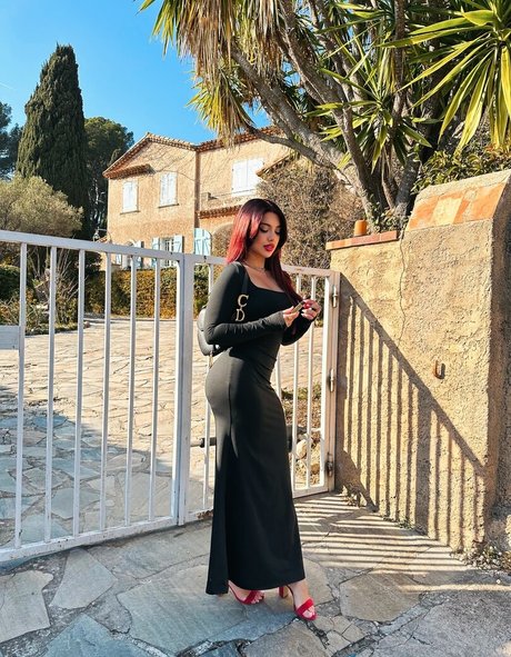 Julia Bayonetta model porn pictures