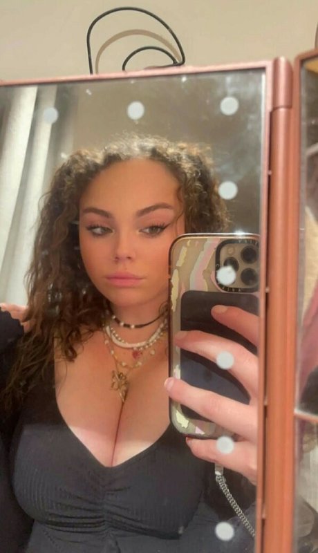 Hannahblanco1 star hd img