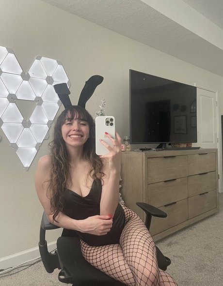 Catlyn Crespo high quality actress galleries