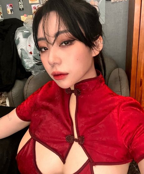 Jung Hye Bin high quality pornstar photo