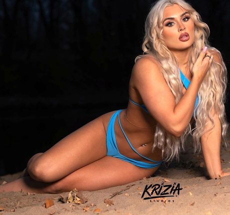 Tiffany Stratton naked star pictures