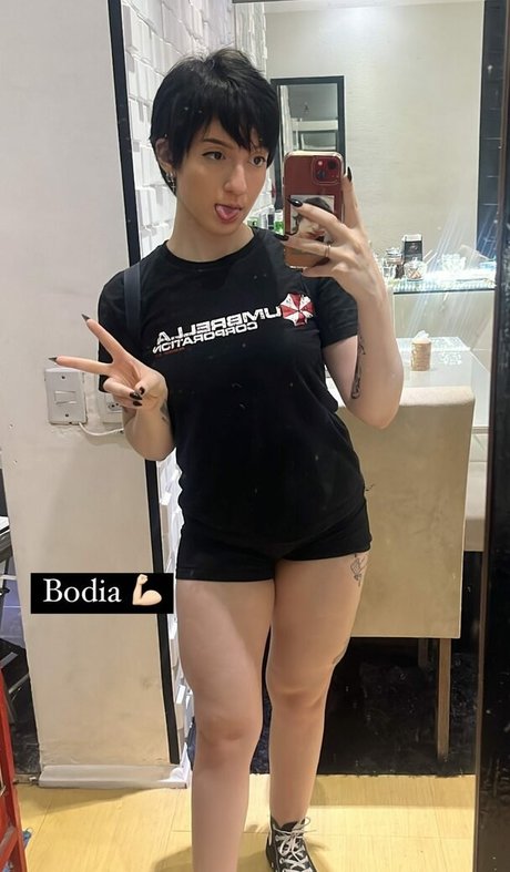 Akemy Sama pornstar hot gallery