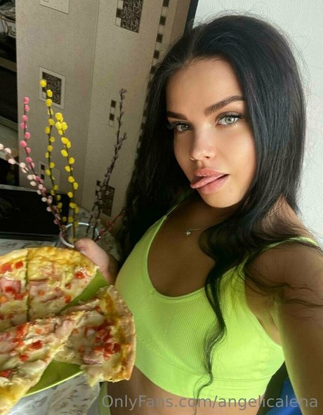 angelicalena model sexy pic