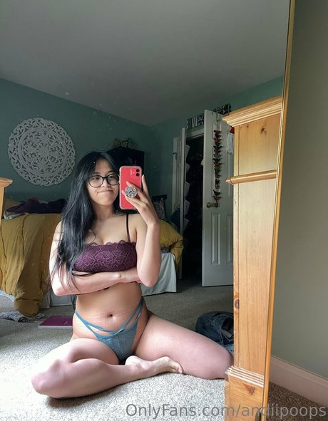 andiipoops top star photos