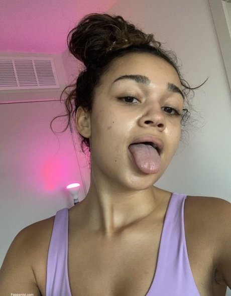 Madison Bailey high quality star image