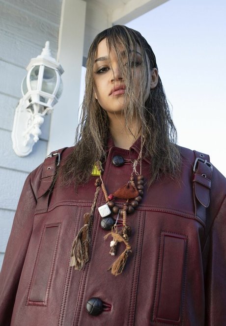 Madison Bailey nice model photo