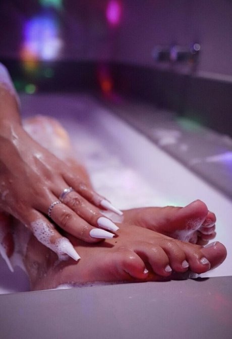 Mc Henny star xxx gallery