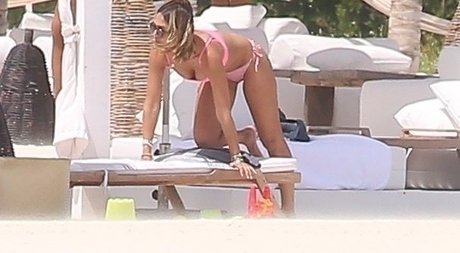 Jessica Alba art actress gallery