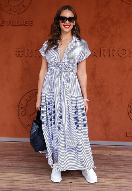 Jessica Alba beautiful model gallery