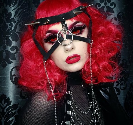 Monsa Isa pornstar sex photos