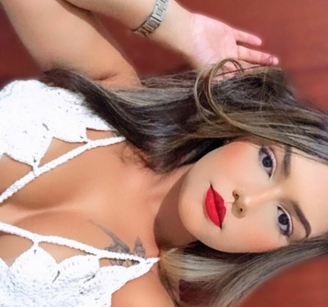 MaceiO sex star photo