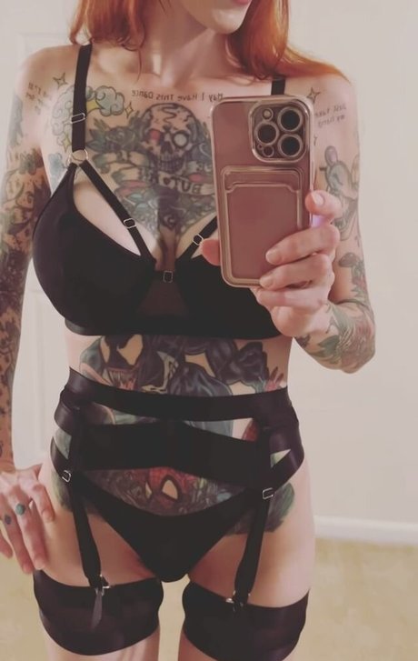 Gojiragoesrawr star hot archive