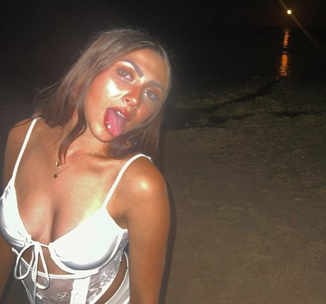 Alondra Delgado star best pictures