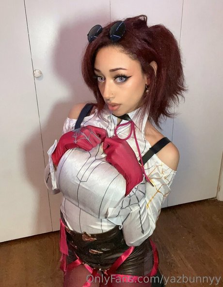 Yazbunny naked pornstar pics