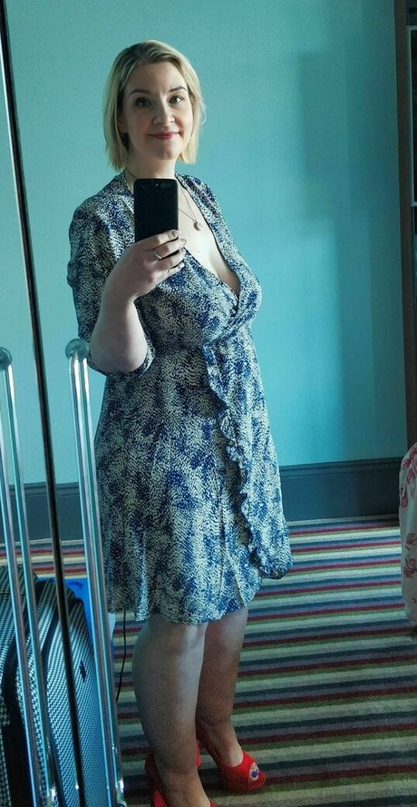 annemarieontour exclusive pornstar gallery