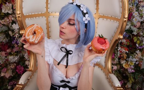 Busy B ASMR star pornographic photo