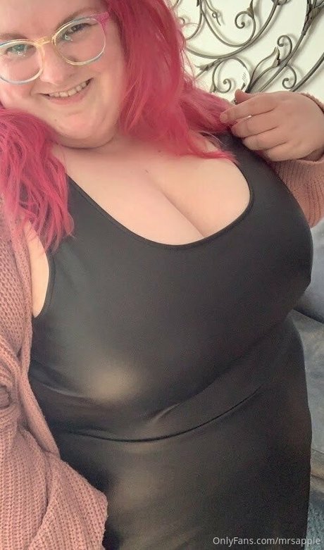 mrsapple pornstar exclusive image