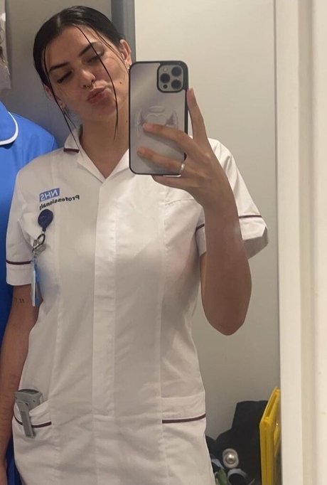 Olivia Forsbrook xxx pornstar images