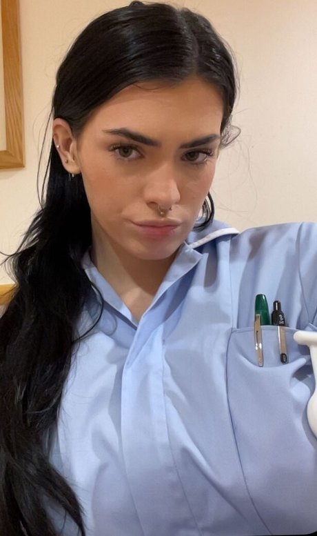 Olivia Forsbrook pornstar hd img