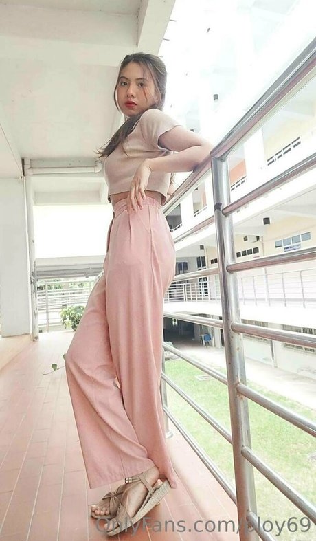 ploy69 art actress images