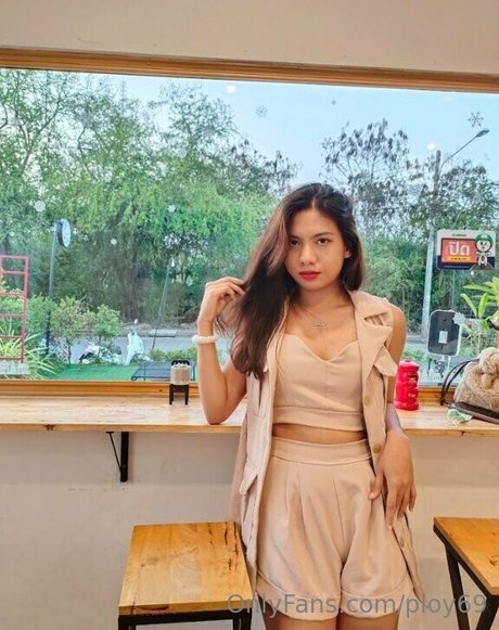 ploy69 sexy model archive