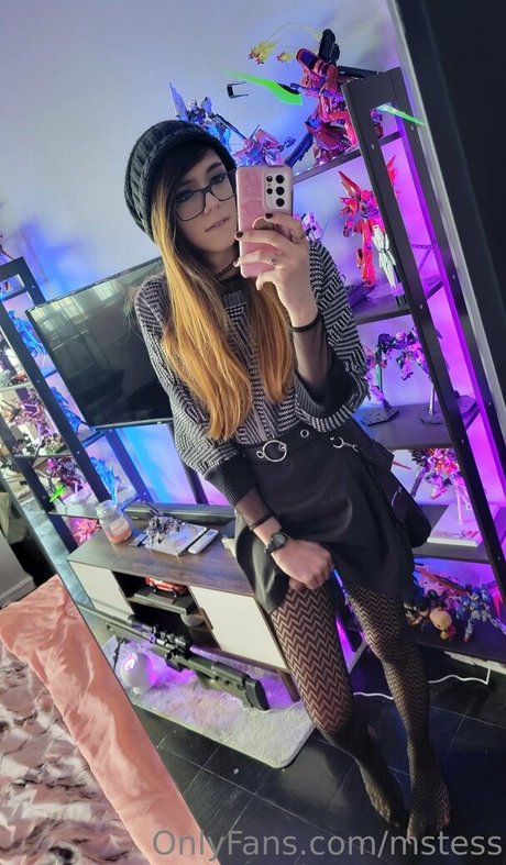 Mstess nudes actress img