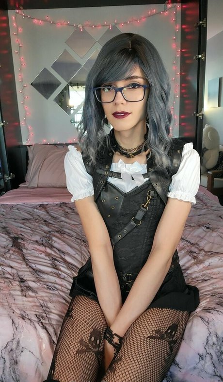 Mstess model beautiful galleries