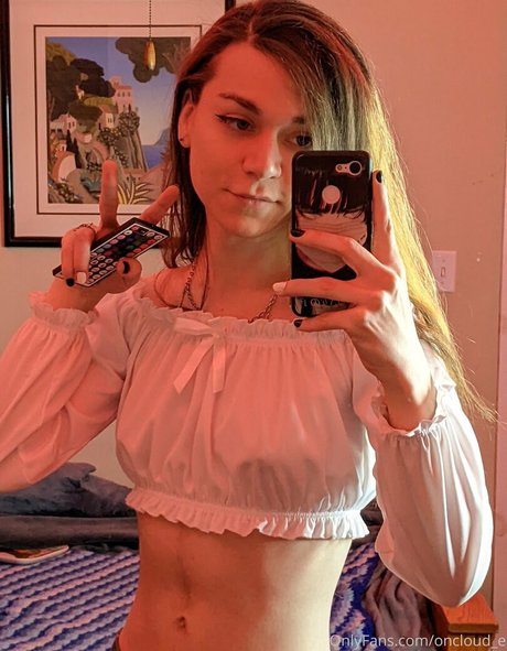 oncloud e model art photo