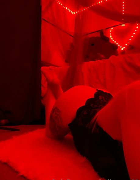 kellyxoxo85 top model img