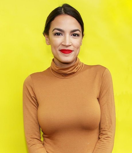 Alexandria Ocasio Cortez high quality model img