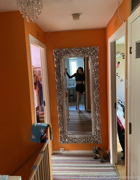 annieecharlottefree nudes model image