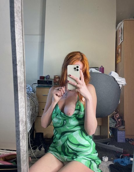 asian lesbians onlyfans nude image