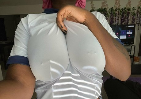 emomask art model photos