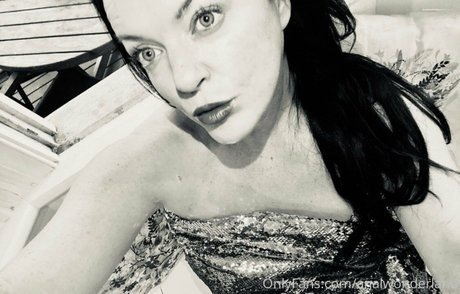 anelwonderland erotic star gallery