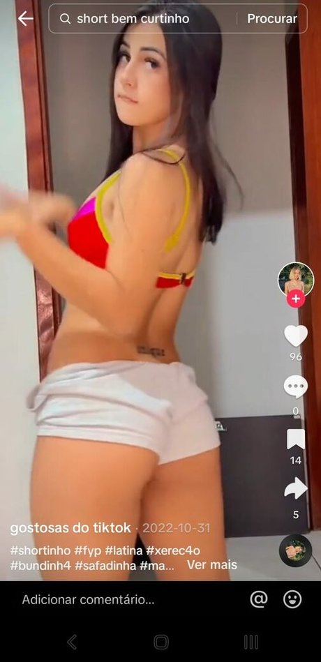 Lives Privadas Facecast hot model pic