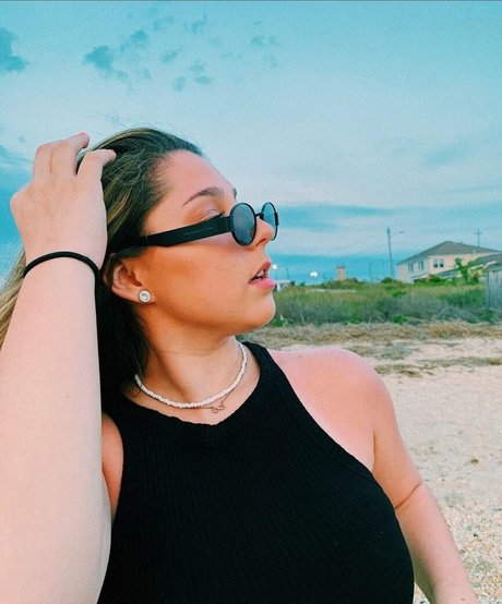 Julia Olivia pornstar beautiful pictures