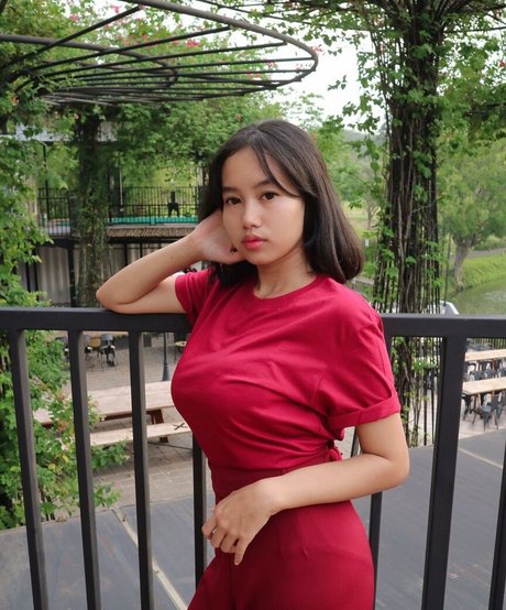 Elvara Caliva pornstar high quality images