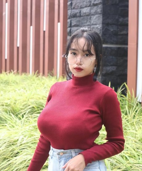 Elvara Caliva pornstar hd galleries