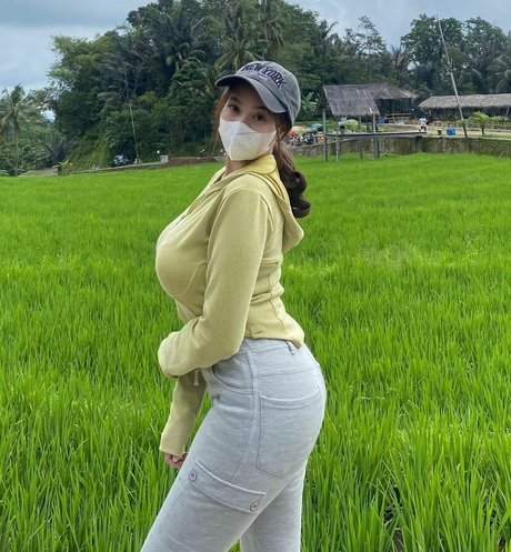 Elvara Caliva pornstar nudes picture