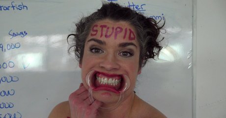 Sammi Starfish hd actress images