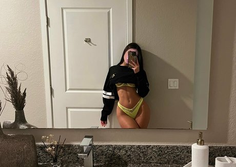 Duda Castro star perfect img