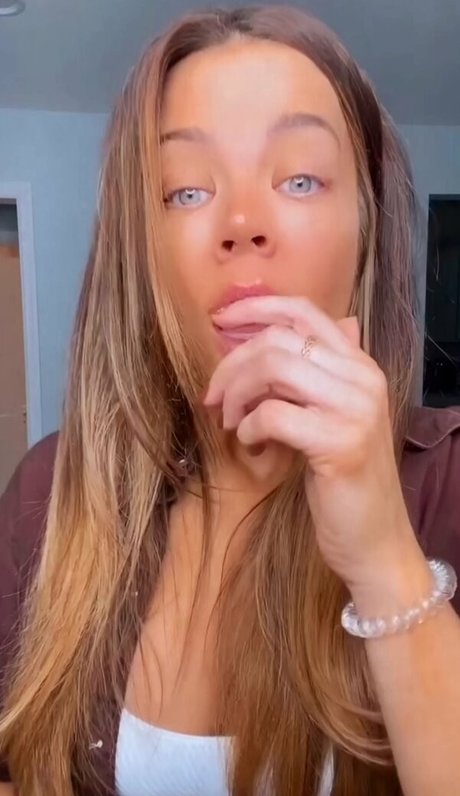 black hair onlyfans beautiful xxx pics