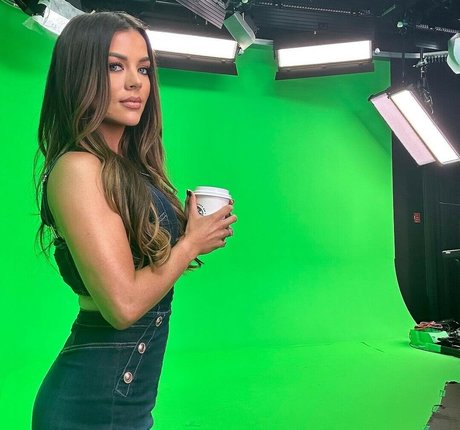 Jackie Redmond perfect actress pics